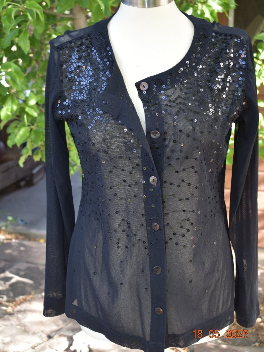 Chico’s Black Sequin Front Button-Up Shirt – Elegant & Stylish (Size 1 = 8/10)